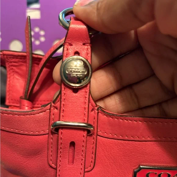 Coach Medium Leather Shoulder Bag. Pink/bright coral - Picture 5 of 16